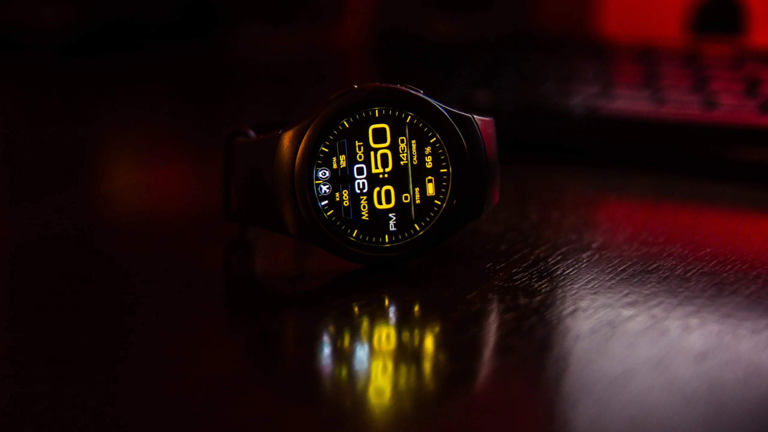 The Benefits of Fitness Smartwatches for Seniors