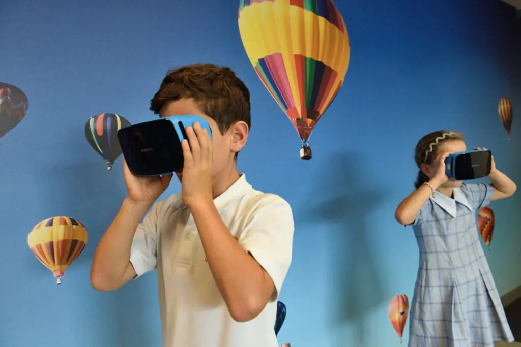 Virtual Reality Tourism A Real World Odyssey from Your Living Room