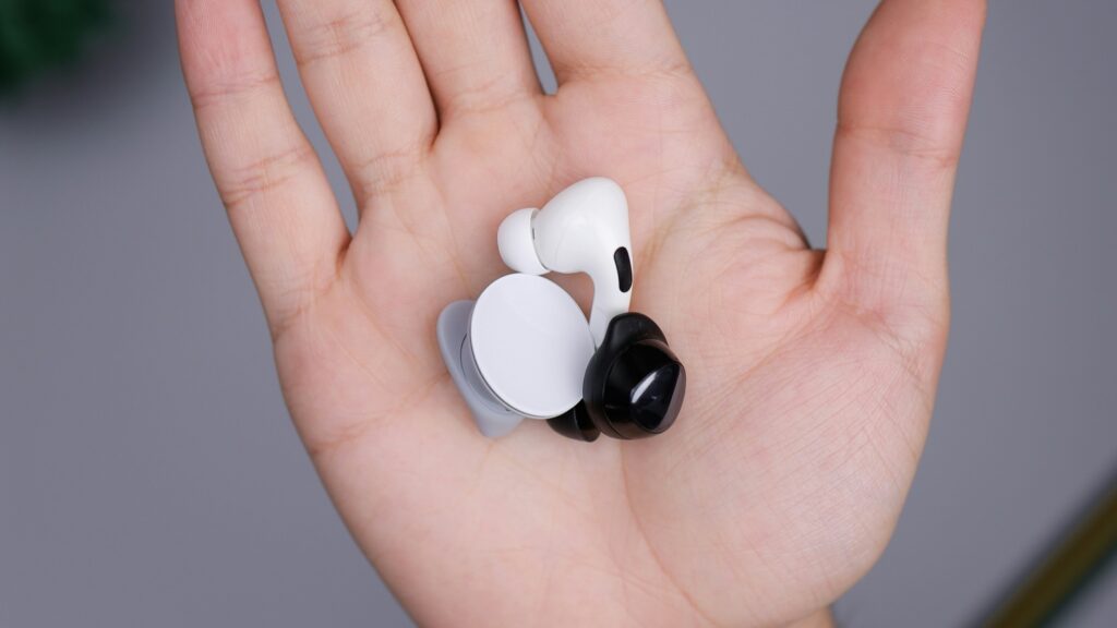 oneplus buds 3 noise cancellation earbuds